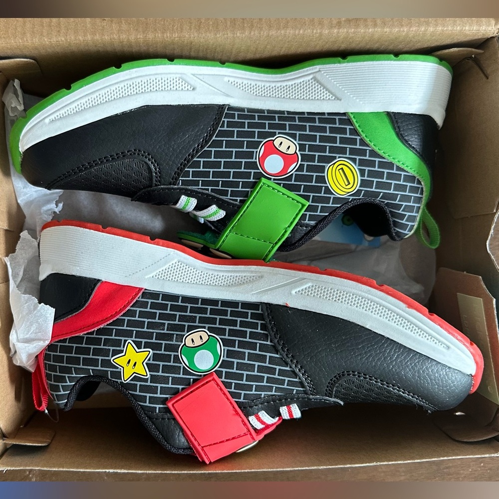Super Mario Light Up Sneakers Ground Up Size 2 - Picture 4 of 8